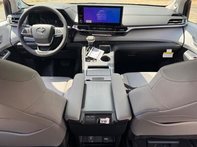 2026 Toyota Sienna XLE