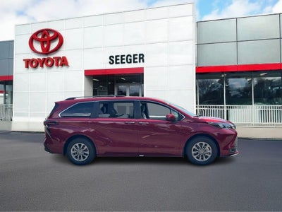 2026 Toyota Sienna XLE