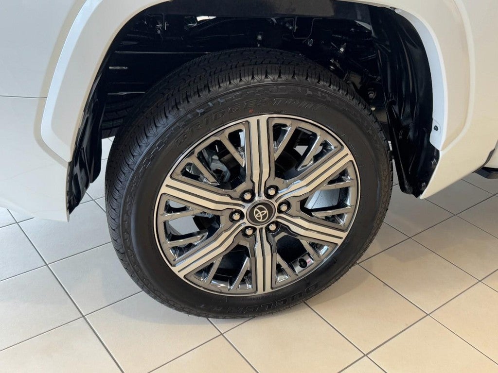 2026 Toyota Tundra i-FORCE MAX Capstone