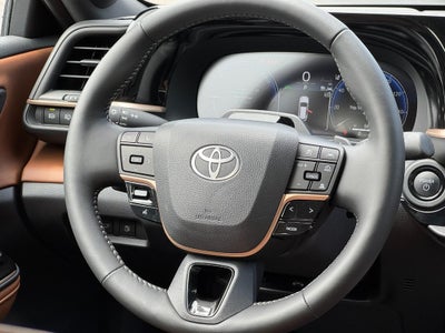 2026 Toyota Toyota Crown Signia Limited