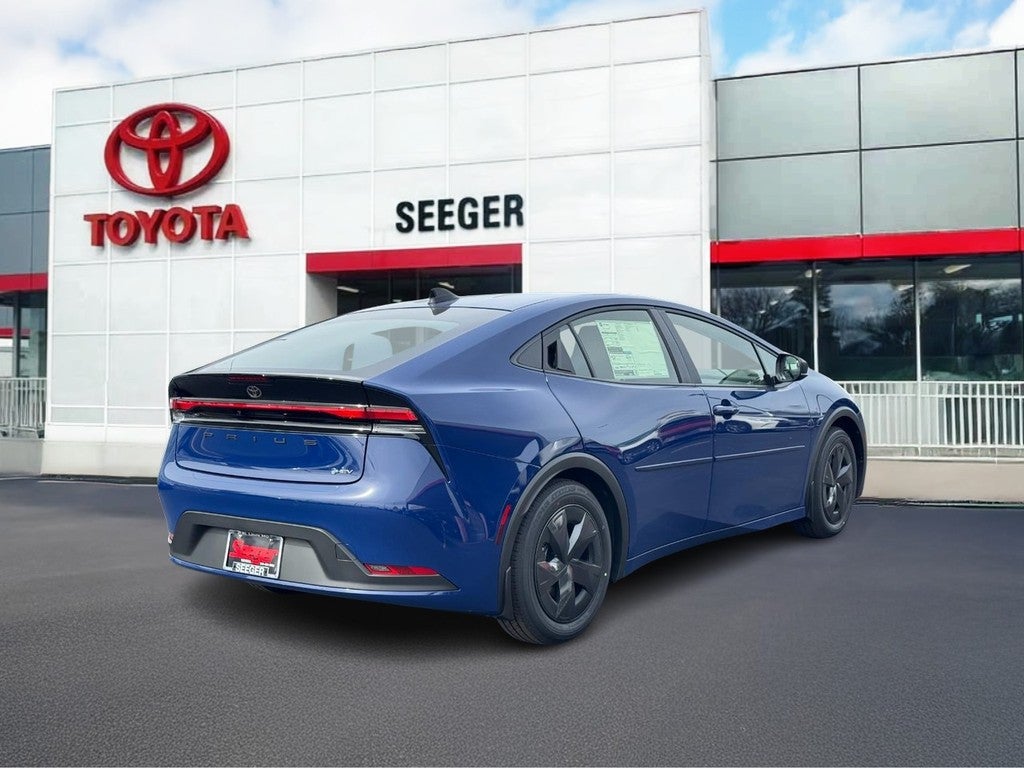 2026 Toyota Prius LE (Natl)