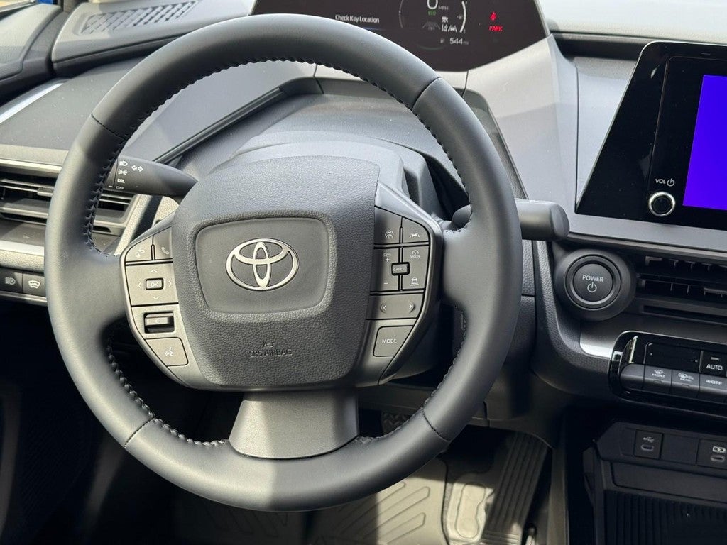 2026 Toyota Prius LE (Natl)