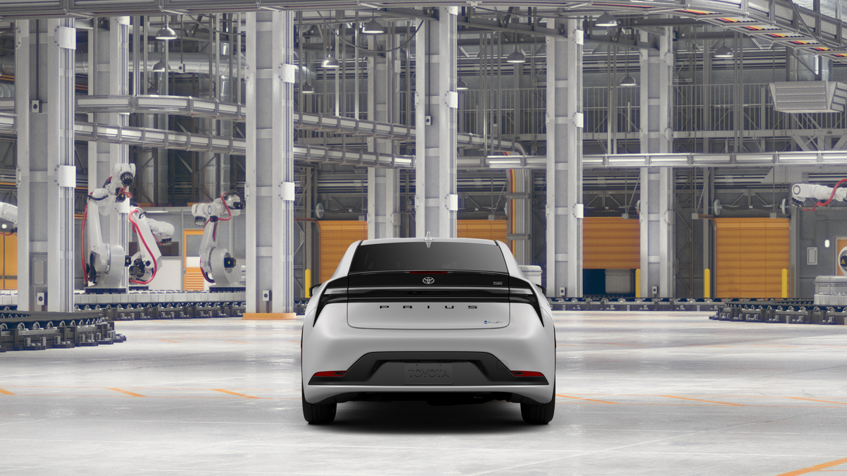 2027 Toyota Prius Plug-in SE