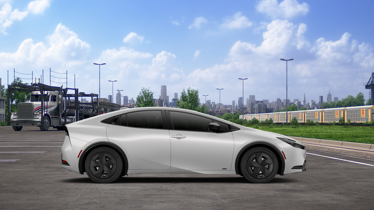 2027 Toyota Prius LE AWD