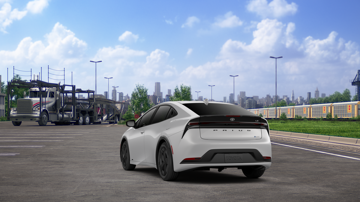2027 Toyota Prius LE AWD