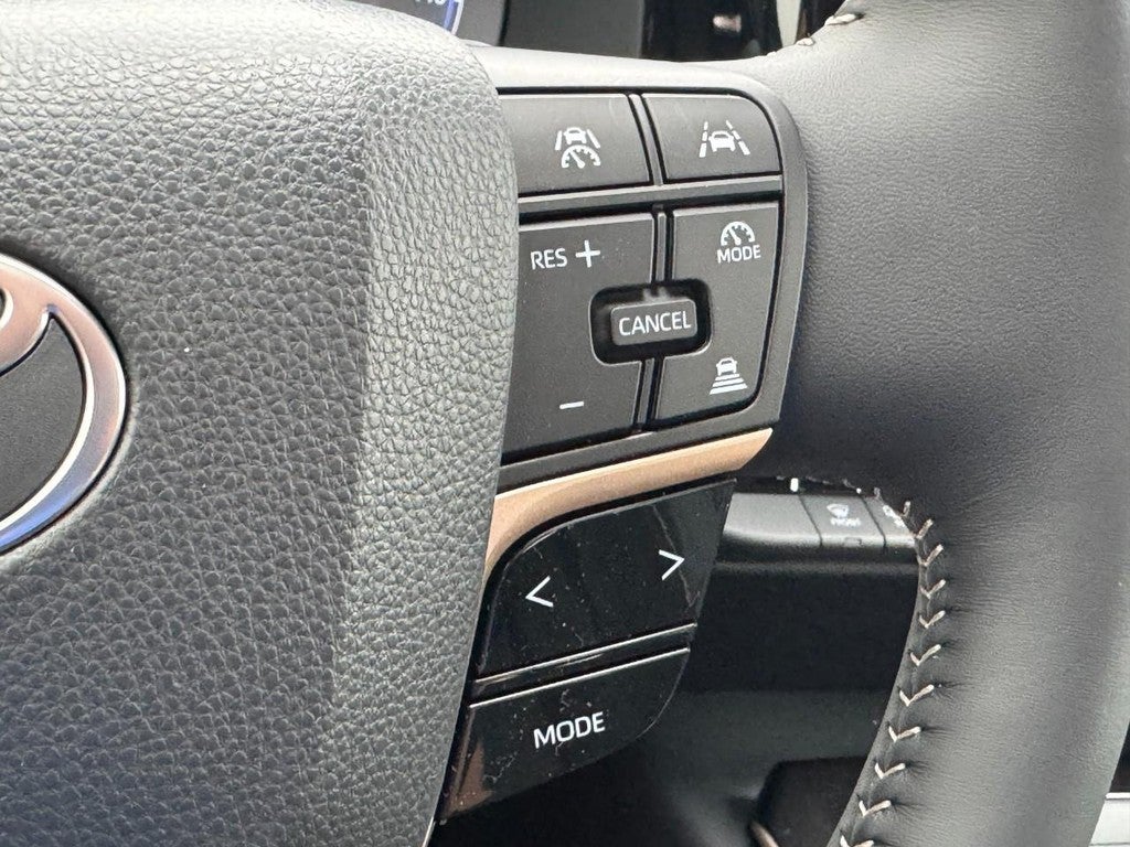 2025 Toyota Toyota Crown Platinum