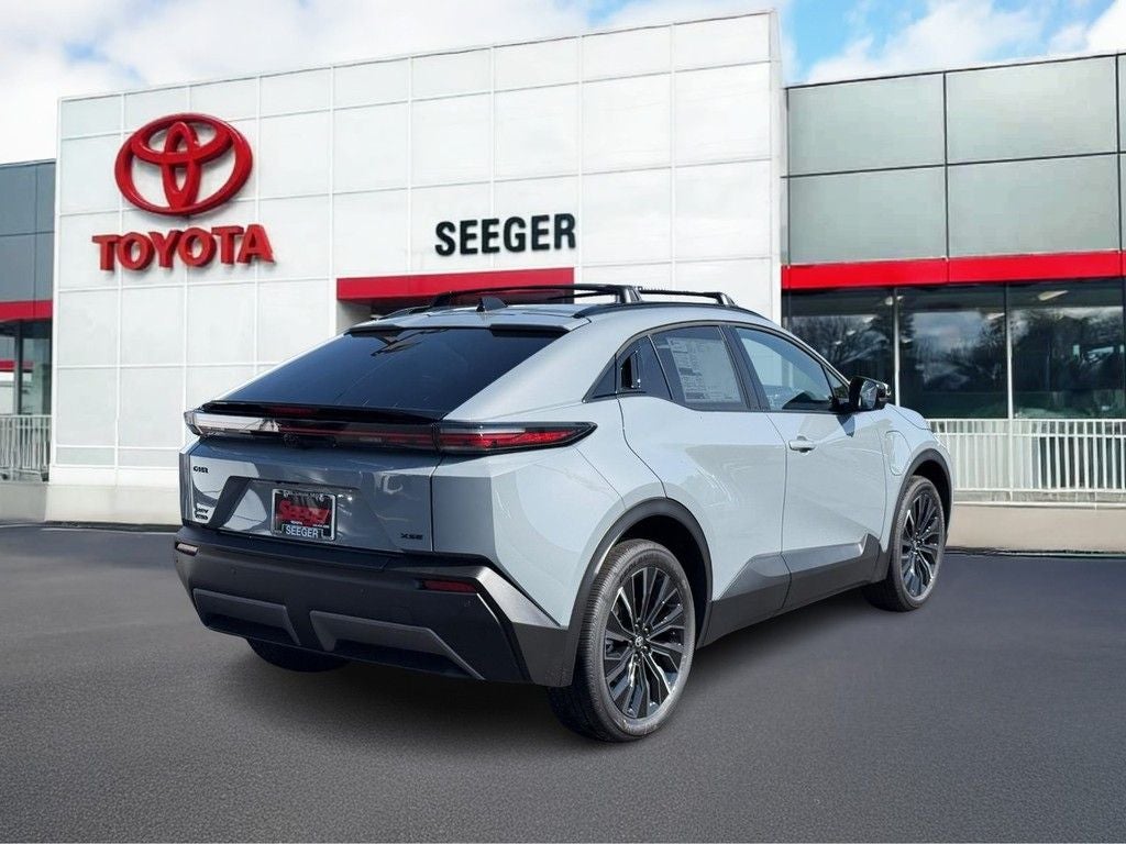 2026 Toyota C-HR XSE